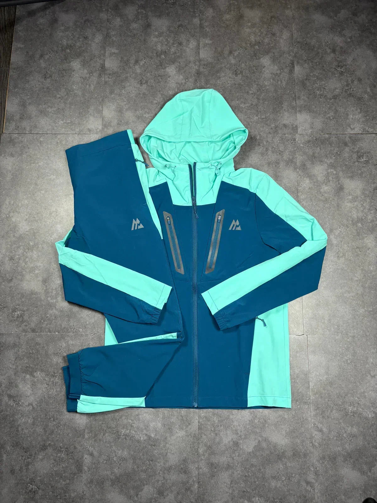 tracksuit
