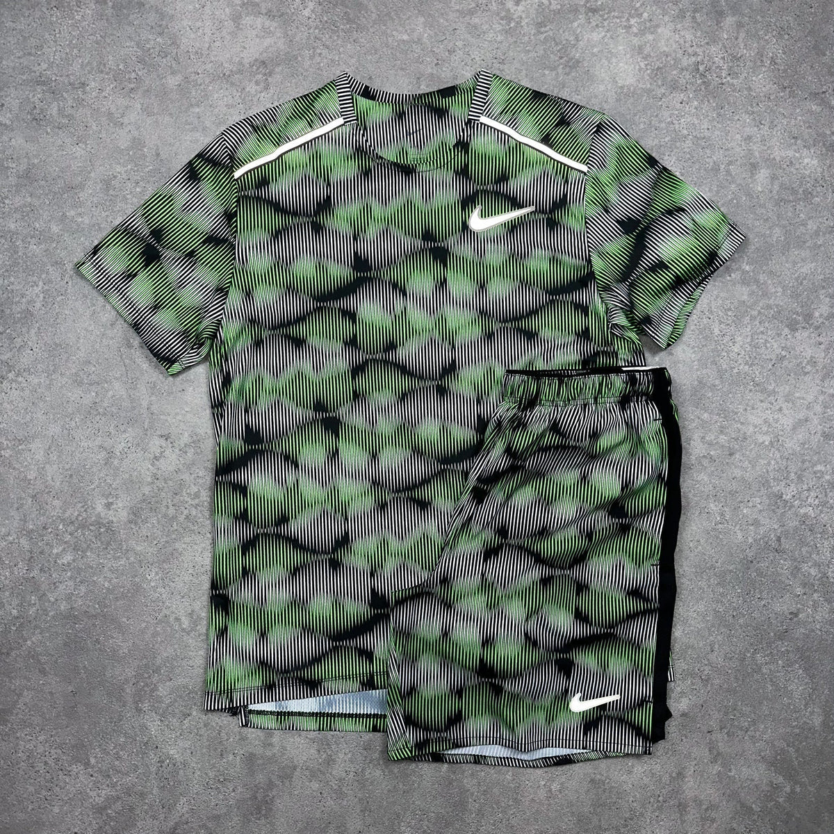 camo set
