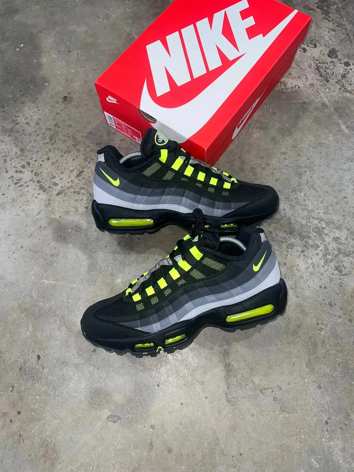 95 blck/green
